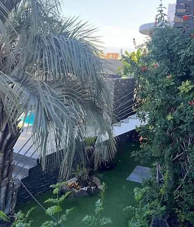 Jardín Secreto De Villa Tabaiba